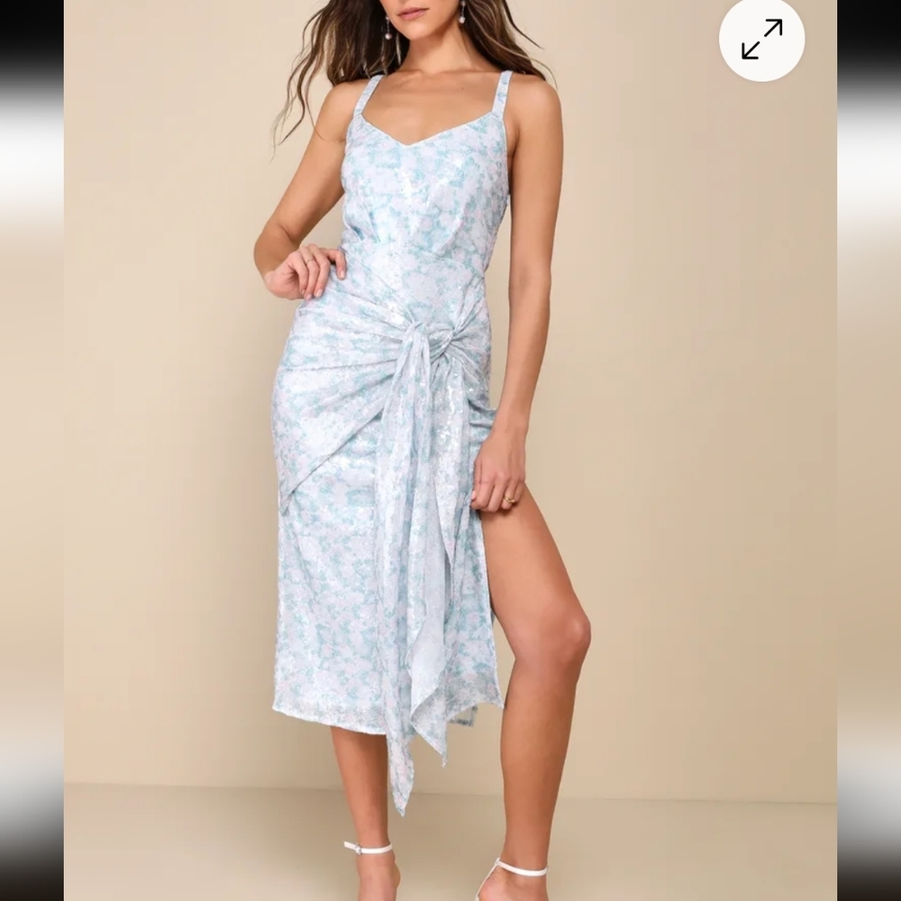 NWT Lulu's Glistening Sequin Dress Medium